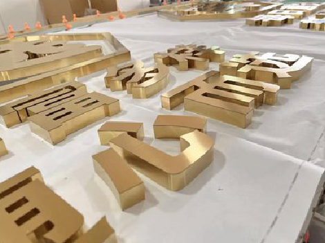 南平拉丝不锈钢字的特点。