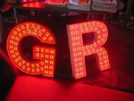 南平LED发光字常见的安装误区。